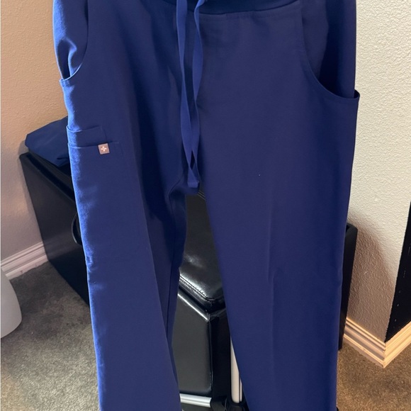 Figs Pants - Figs cargo Pants in royal Blue